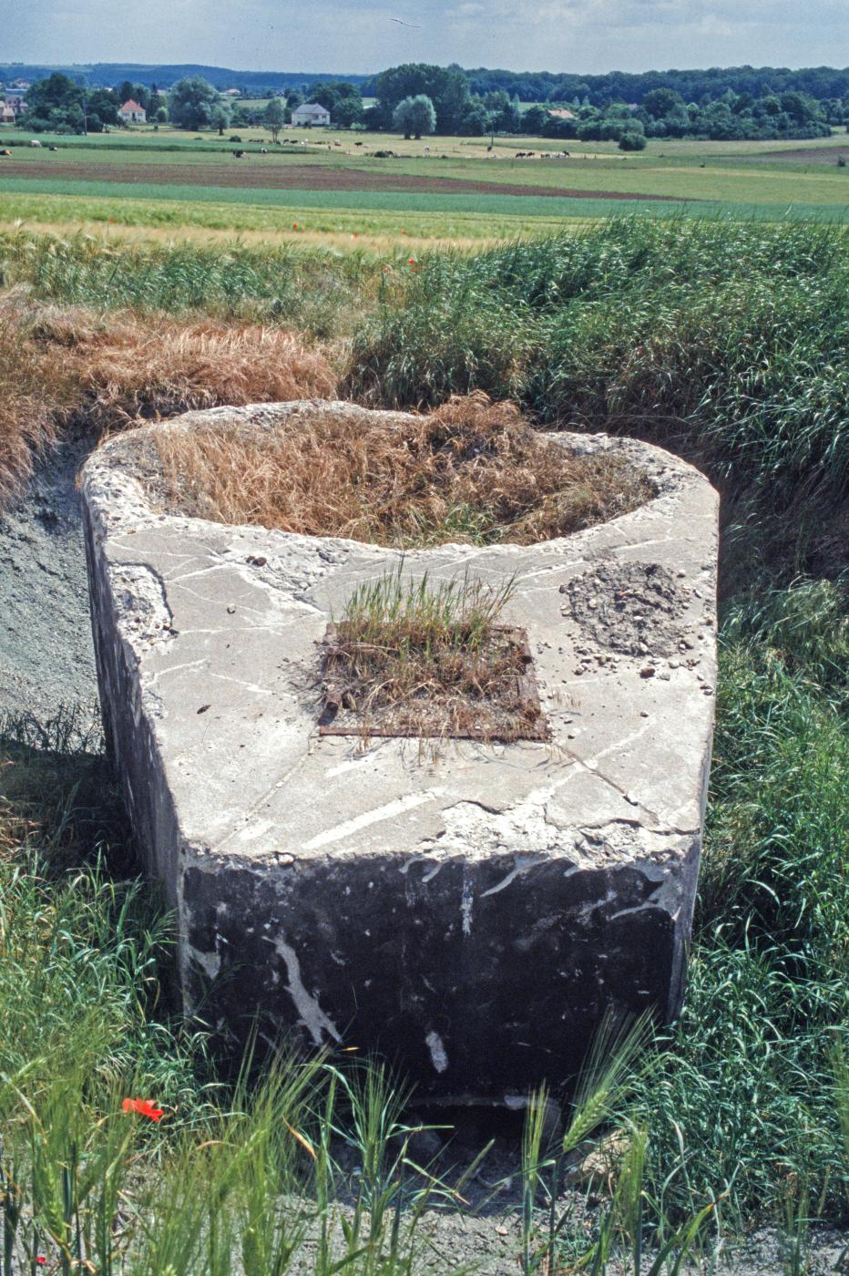 Ligne Maginot - AT29 - (Cuve pour arme d'infanterie) -  - MANSUY Michel