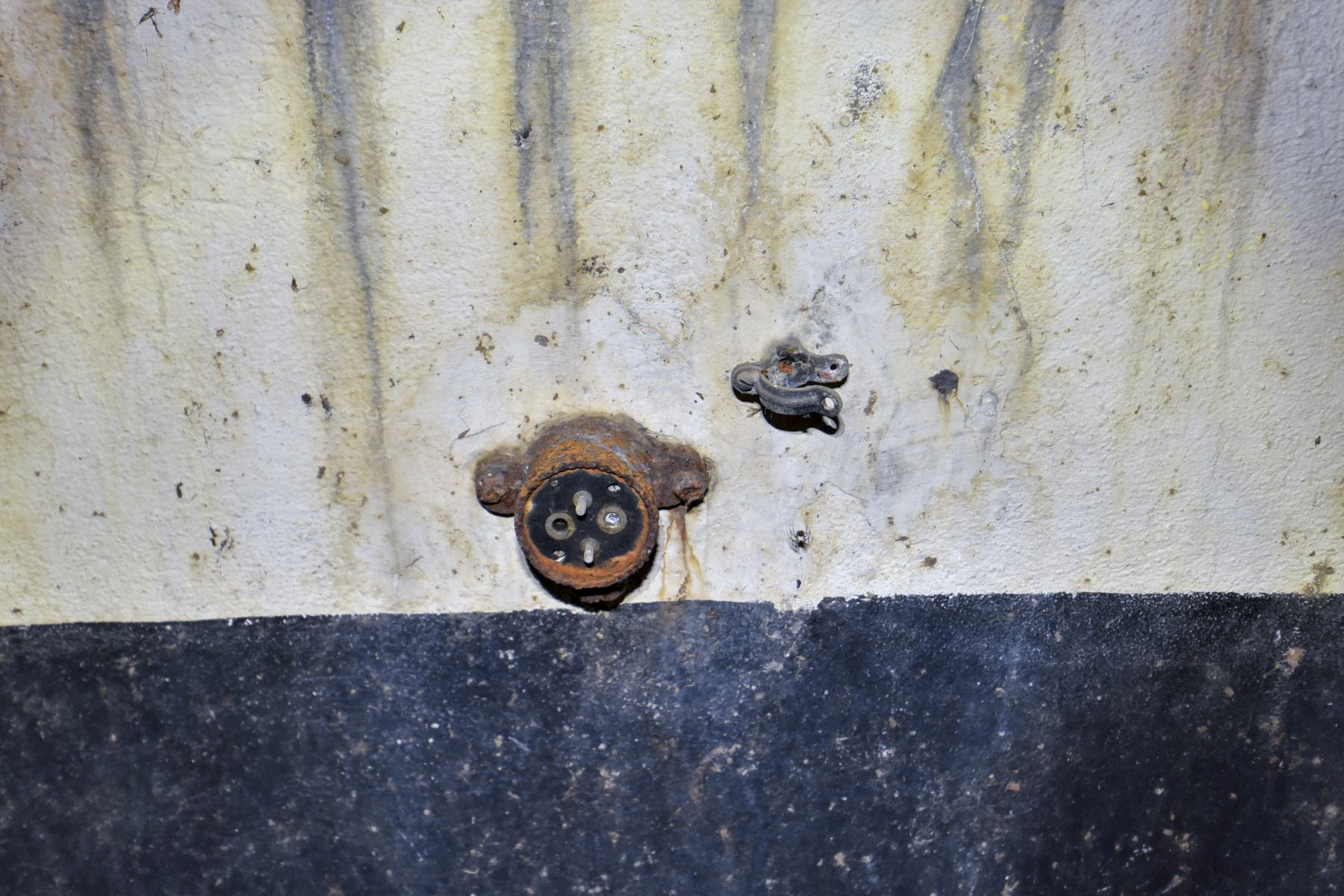 Ligne Maginot - SAINTE MARIE (168° RIF - 70° RAMF) - (PC de Sous-Secteur) - PC
Une prise téléphonique