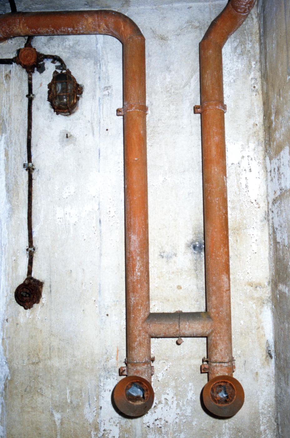 Ligne Maginot - COUME ANNEXE NORD - A30 - (Ouvrage d'infanterie) - Tubes de communication avec la tourelle et la cloche - MANSUY Michel