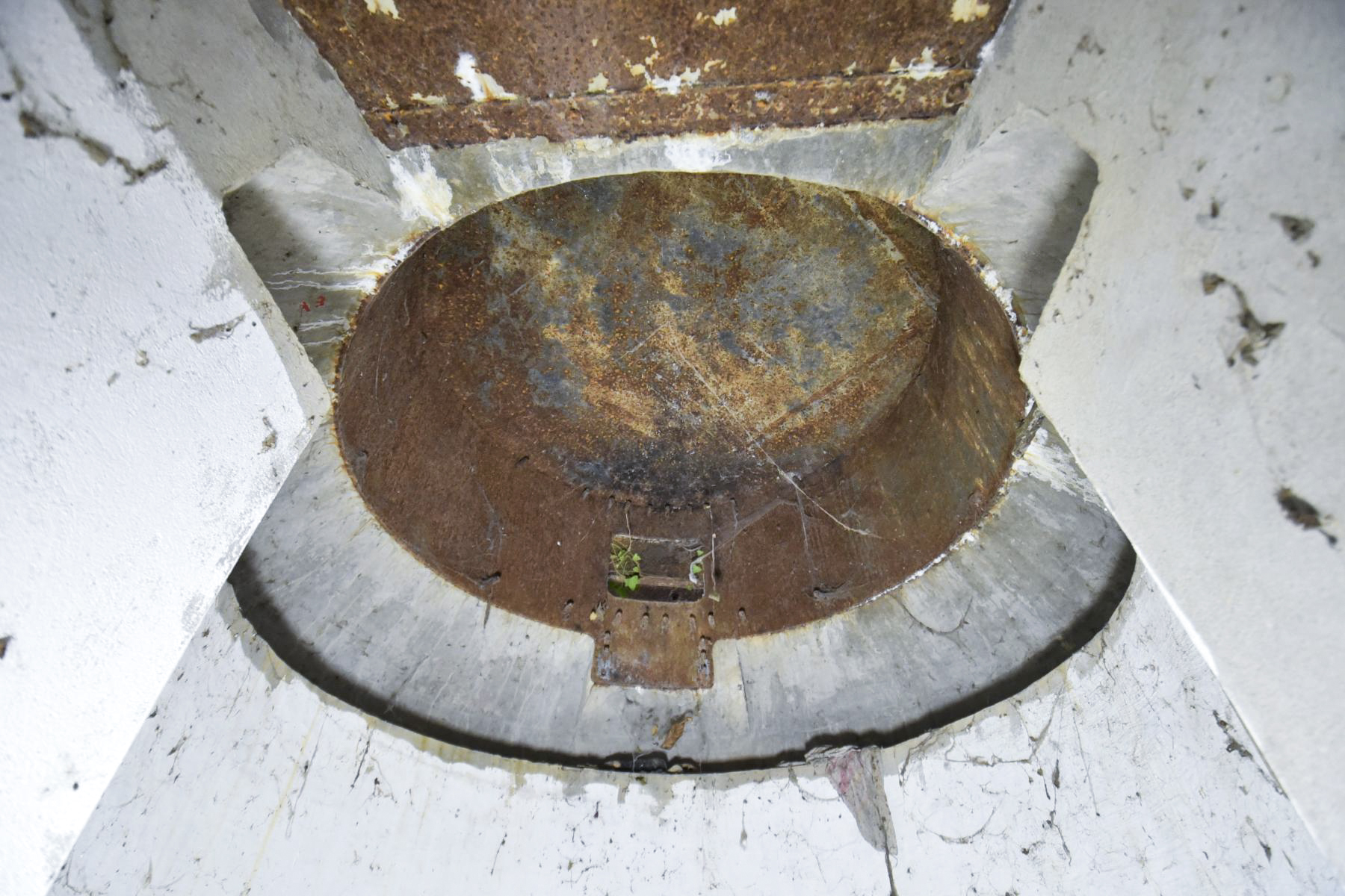 Ligne Maginot - 41C/3 - BLEINFELD SUD - (Blockhaus pour arme infanterie) - Intérieur de la coupole - Ludovic KNAPP