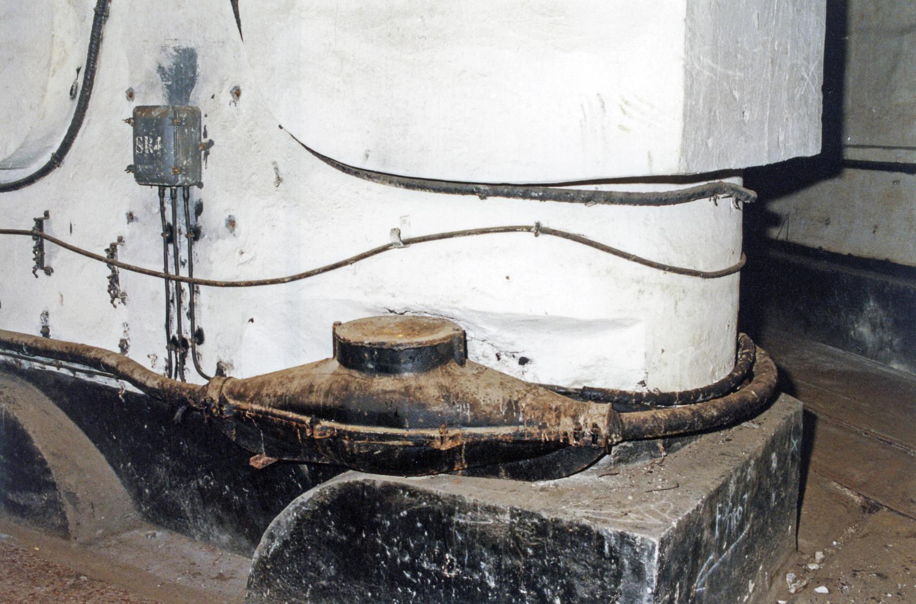 Ligne Maginot - GRAND HOHEKIRKEL - (Ouvrage d'artillerie) - Passage des cables - MANSUY Michel