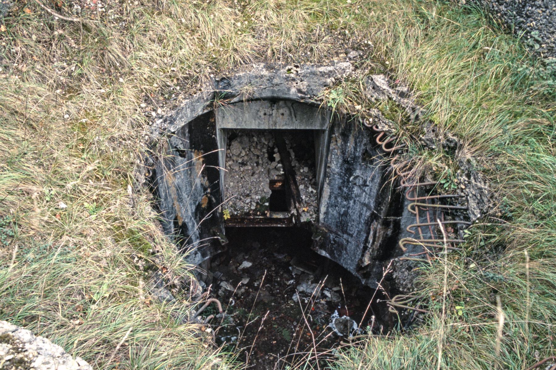 Ligne Maginot - HOBLING - A23 - (Ouvrage d'infanterie) - Le puits de la tourelle - MANSUY Michel