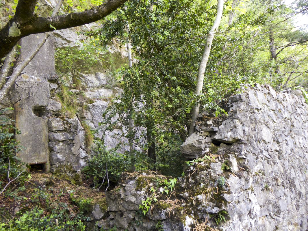 Ligne Maginot - CASTEL VIEIL (Casernement) - Premier abri - ELLENA-CUNY
