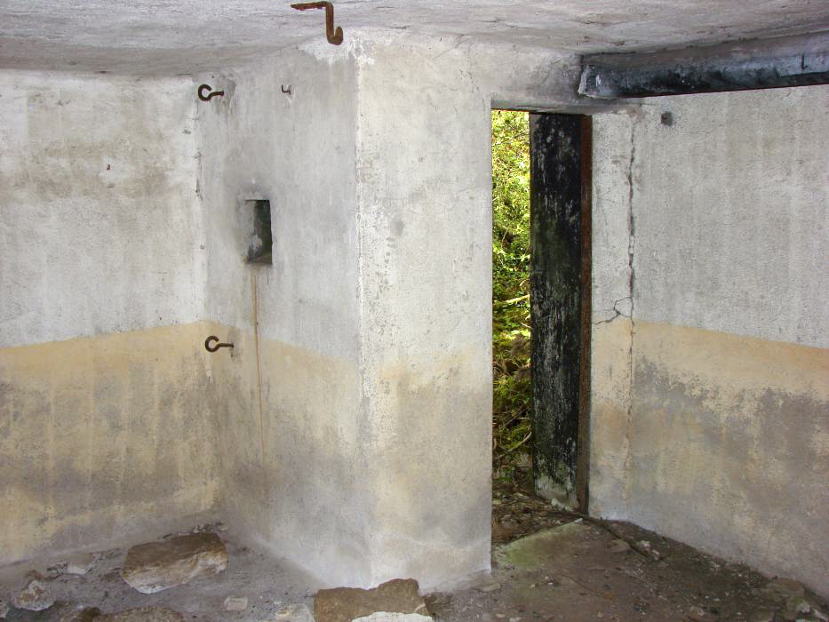 Ligne Maginot - BB10 - (Blockhaus pour canon) - L'entrée.