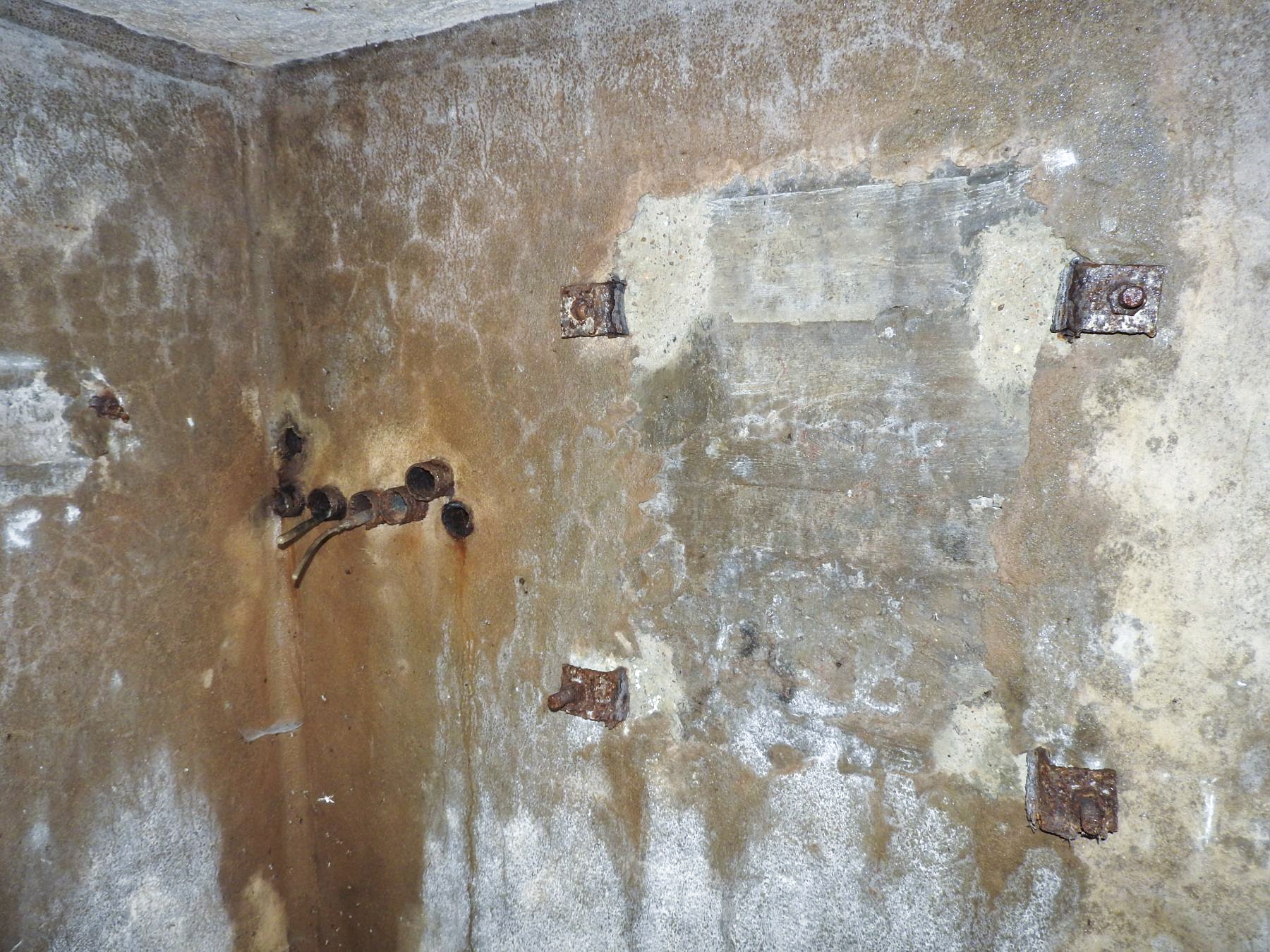 Ligne Maginot - BB10-B - LA HOUVE - (Central téléphonique d'observation) - L'emplacement du matériel téléphonique. - STENGER Mathieu