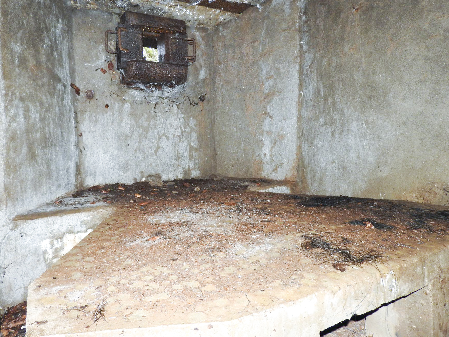 Ligne Maginot - BB312 - (Blockhaus pour arme infanterie) - La chambre de tir. - STENGER Mathieu