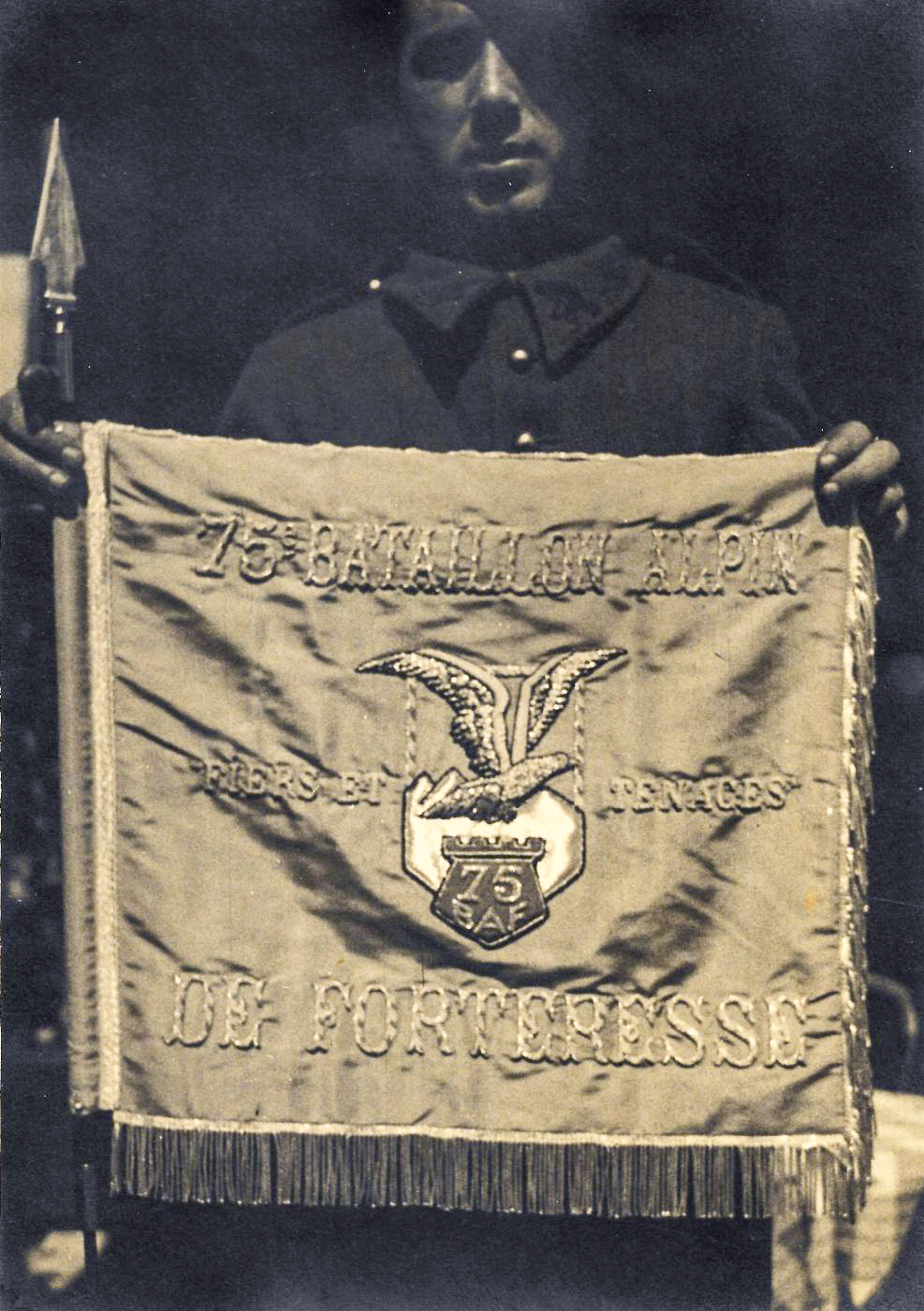 Ligne Maginot - 75° Bataillon Alpin de Forteresse (75° BAF) - Fanion du 75° BAF (côté avers)