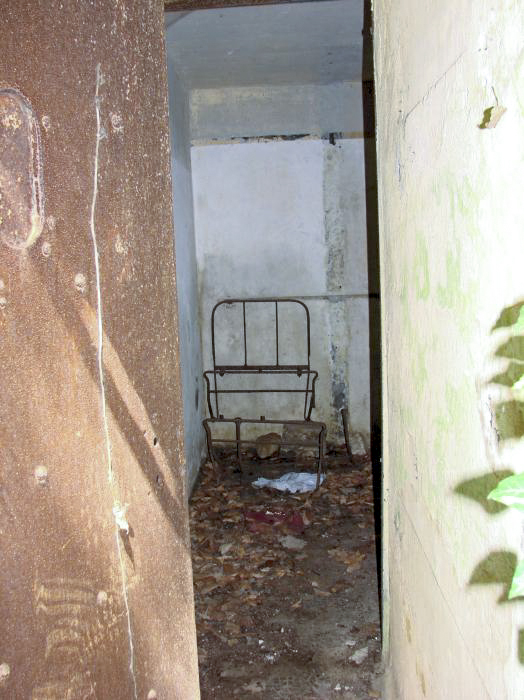 Ligne Maginot - HELLING - (QUARTIER HELLING - II/164° RIF) - (PC de Quartier) - Dans la première entrée