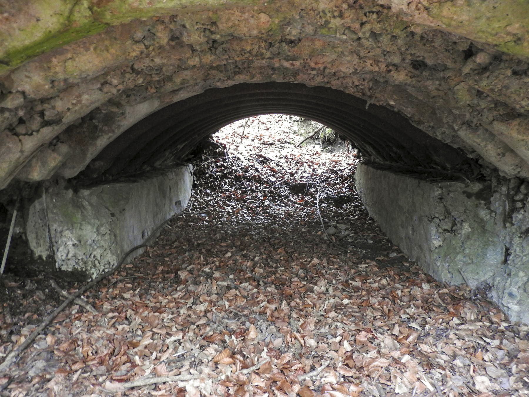 Ligne Maginot - HOUVE 2 - (Abri) - Les tôles métro ont été retirées. - STENGER Mathieu