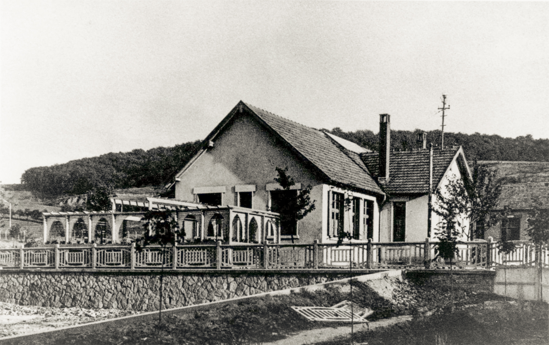 Ligne Maginot - VECKRING - (Cité Cadres) - Carte postale
Le cercle des  sous-officiers - Inconnu