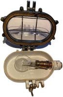 Ligne Maginot - L'éclairage dans la fortification Maginot (éclairage) - Hublot d'éclairage standard utilisé dans les ouvrages de la ligne Maginot 
Hublot ouvert
Provenance Hochwald Est