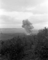 Ligne Maginot - GUENTRANGE (FESTE DE) - (Ouvrage d'artillerie) - Les troupes américaines utilisent l'ouvrage 
Résultat du tir d'une des pièces de 105 mm de l'ouvrage
