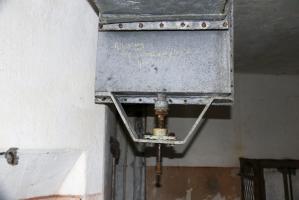 Ligne Maginot - BERENBACH - A26 - (Ouvrage d'infanterie) - Bloc 2
Le volant a disparu. Mais la note de mise en garde est encore visible, non sans humour
