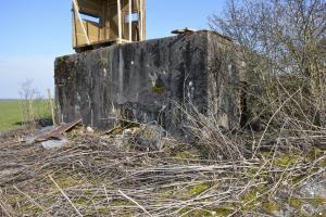 Ligne Maginot - KAUDERHECK - (Blockhaus pour canon) - Coté gauche, l'entrée pour le personnel
