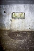 Ligne Maginot - BB2 - (Blockhaus pour canon) - Créneau du canon, avec embase au sol de l’affût