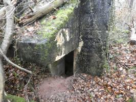 Ligne Maginot - GROSSLING (II° 59° RAMF) - (PC de Quartier) - L'entrée de droite est plus accessible.
