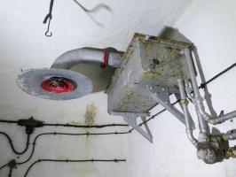 Ligne Maginot - CASTILLON (CN) - EO8 - (Ouvrage d'artillerie) - L'Infirmerie
Réserve d'eau et ventilation