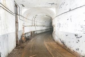 Ligne Maginot - SCHIESSECK - (Ouvrage d'artillerie) - Galerie principale, juste après l'entrée munitions