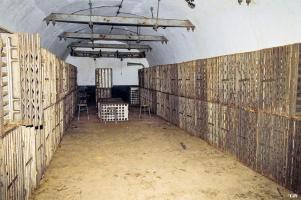 Ligne Maginot - SCHIESSECK - (Ouvrage d'artillerie) - Bloc 7
Magasin M2