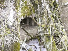 Ligne Maginot - ELSENBERG 1 - (Casemate d'infanterie - Simple) - Le créneau de flanquement vers la gauche.