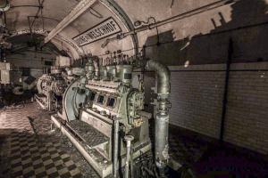 Ligne Maginot - WELSCHHOF - (Ouvrage d'infanterie) - L'usine électrique de l'ouvrage
Groupes électrogène à moteur SMIM type 3SR19 délivrant 75 CV