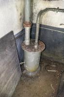 Ligne Maginot - HOCHWALD C3 - (Casemate d'infanterie - Double) - Local du groupe électrogène, système de filtration des gaz d'échappement permettant de réduire les émissions de fumées à l'extérieur