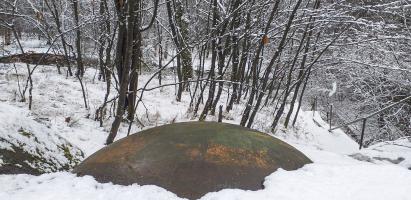 Ligne Maginot - HOCHWALD C5 - (Casemate d'infanterie) - Direction de tir de la cloche JM sur le glacis du fossé