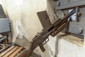 Ligne Maginot - GALGENBERG - A15 - (Ouvrage d'artillerie) - Entrée munitions
Le blockhaus de défense avec FM 24/29