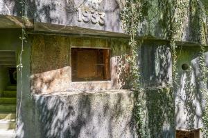 Ligne Maginot - HOCHWALD - (Ouvrage d'artillerie) - Bloc 3
Coffre de droite, créneau pour obusier de 75 R mle 32