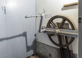 Ligne Maginot - GALGENBERG - A15 - (Ouvrage d'artillerie) - Entrée munitions
Le dispositif de manoeuvre du pont escamotable de l'entrée