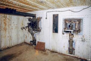 Ligne Maginot - SCHOENENBOURG - (Ouvrage d'artillerie) - Bloc 1
Noter au sol un exemple de pièce de renforcement de joue de trémie n°4, non posé.