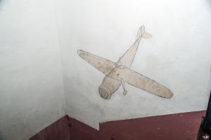 Ligne Maginot - SCHOENENBOURG - (Ouvrage d'artillerie) - Bloc 1
Peinture murale au pied du bloc