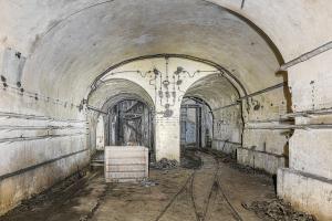 Ligne Maginot - BREHAIN - A6 - (Ouvrage d'artillerie) - Gare en bas de l'entrée munitions
Les monte-charges