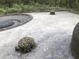 Ligne Maginot - GALGENBERG - A15 - (Ouvrage d'artillerie) - Bloc 4
Les champignons de prise et d'évacuation de l'air et leur camouflage en béton