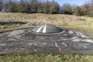 Ligne Maginot - FOUR A CHAUX - FAC - (Ouvrage d'artillerie) - Bloc 2
Tourelle de 75 éclipsée