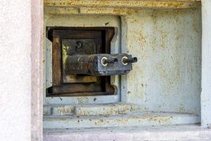 Ligne Maginot - FOUR A CHAUX - FAC - (Ouvrage d'artillerie) - Entrée des hommes
Créneau Reibel MAC 31