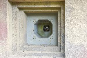 Ligne Maginot - FOUR A CHAUX - FAC - (Ouvrage d'artillerie) - Entrée des hommes
Créneau FM 24/29