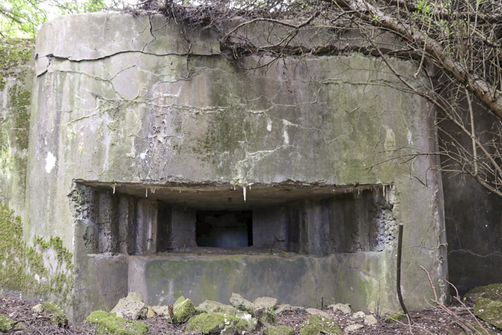 Ligne Maginot - Blockhaus Bb6 - Créneau frontal pour canon