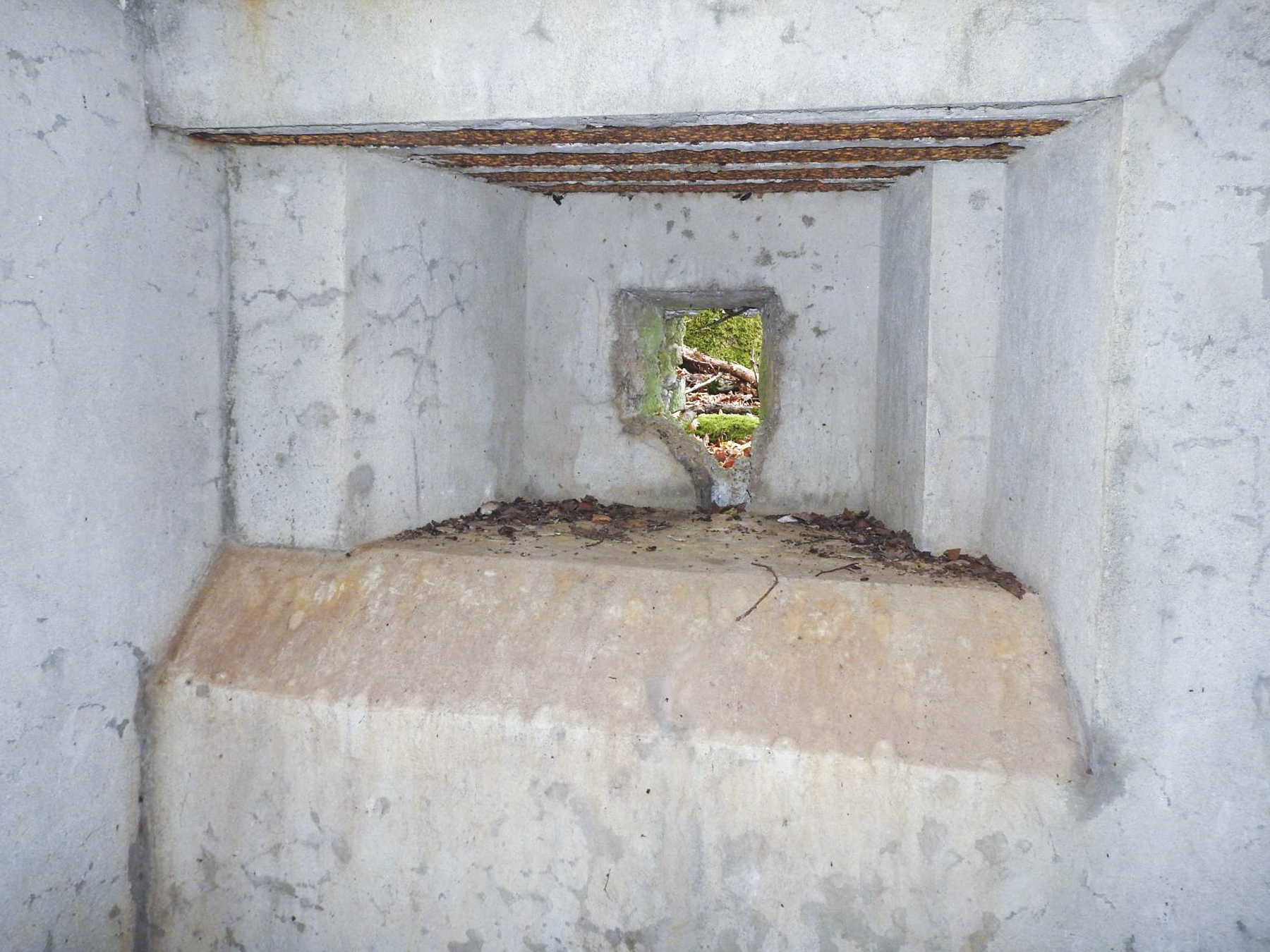 Ligne Maginot - BB35 - (Blockhaus pour arme infanterie) - La réservation pour un créneau latéral ou une ventilation. - STENGER Mathieu