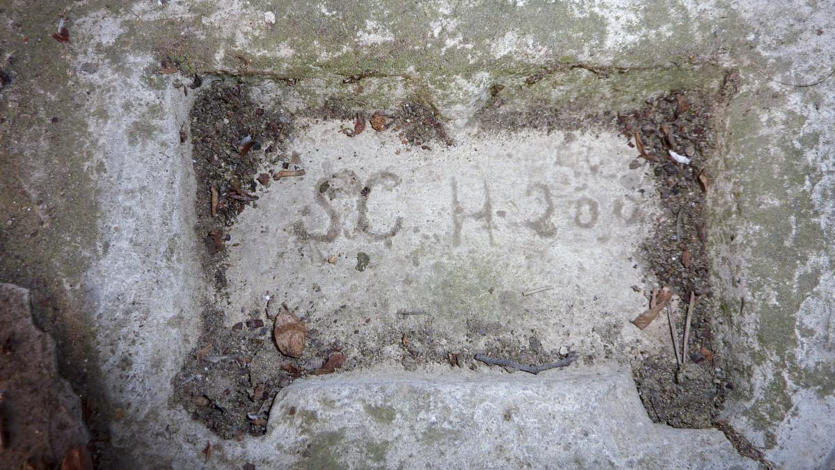 Ligne Maginot - BAISSE DE SCUVION 1 - (Blockhaus pour arme infanterie) - Empreintes des tirs repérés pour FM - ELLENA-CUNY