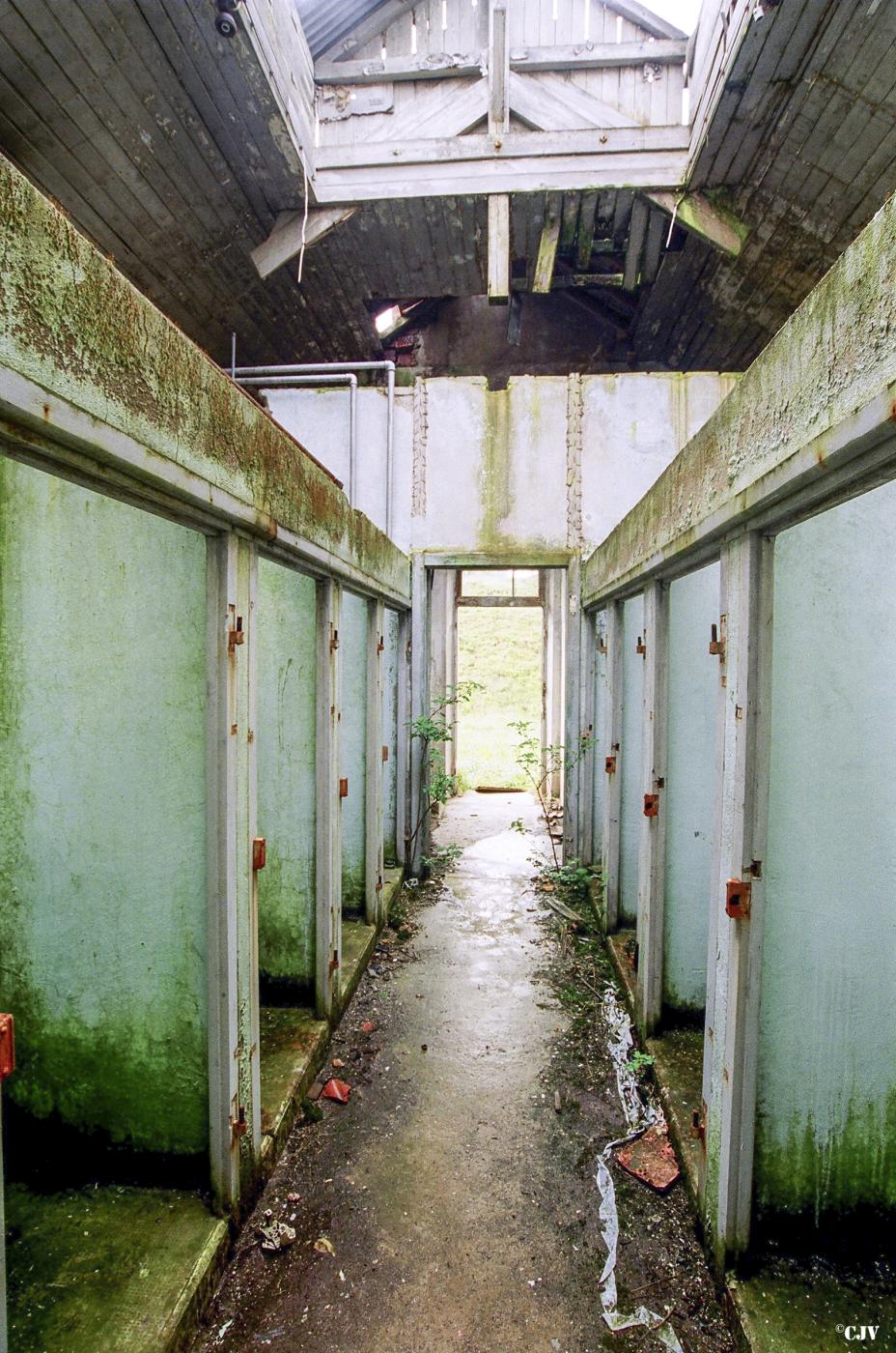 Ligne Maginot - BOCKANGE - (Camp de sureté) - Les douches - Lia VERMEULEN