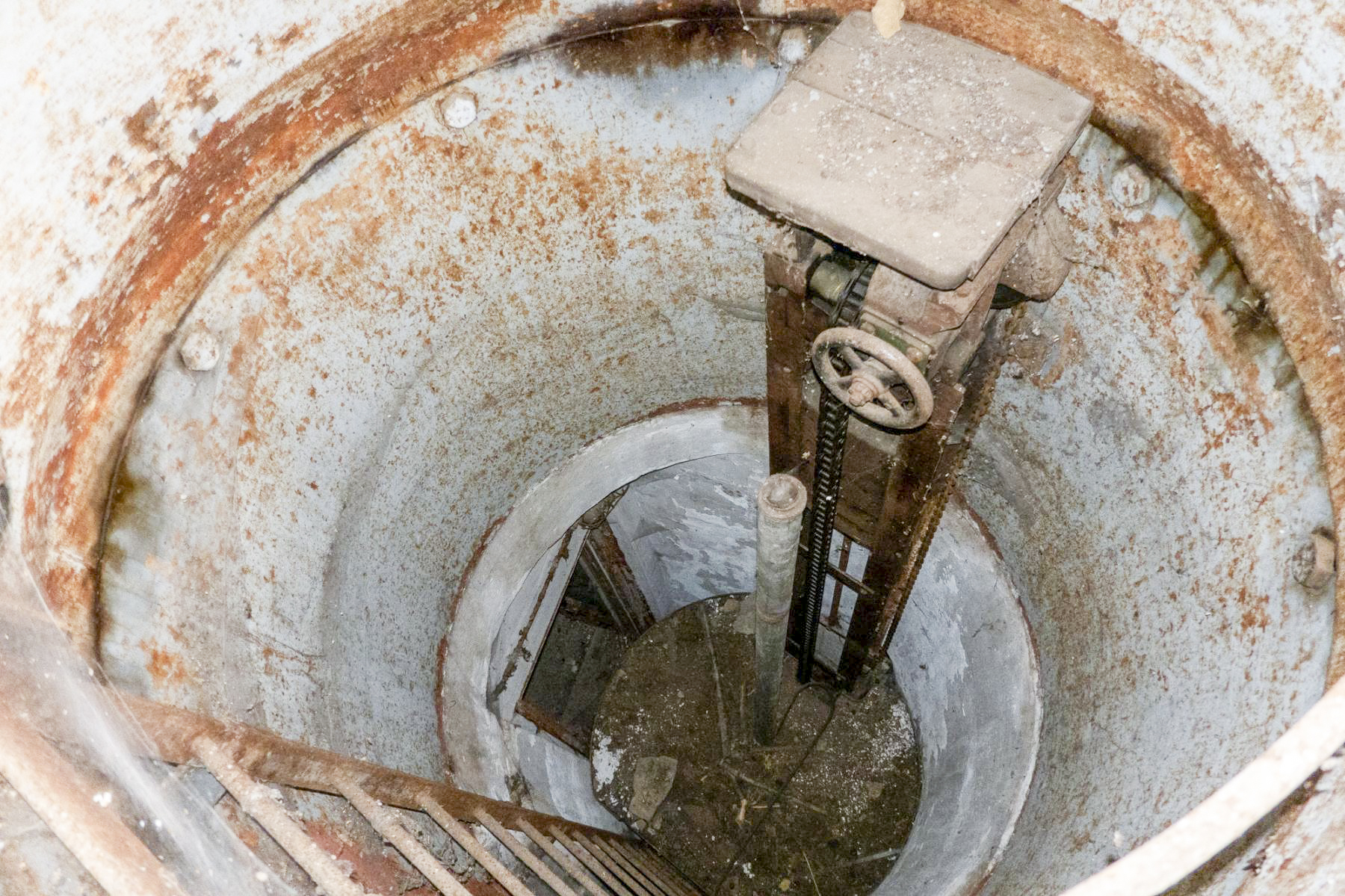 Ligne Maginot - COLMING - X33 - (Abri actif) - Cloche GFM Est - Michel Teiten