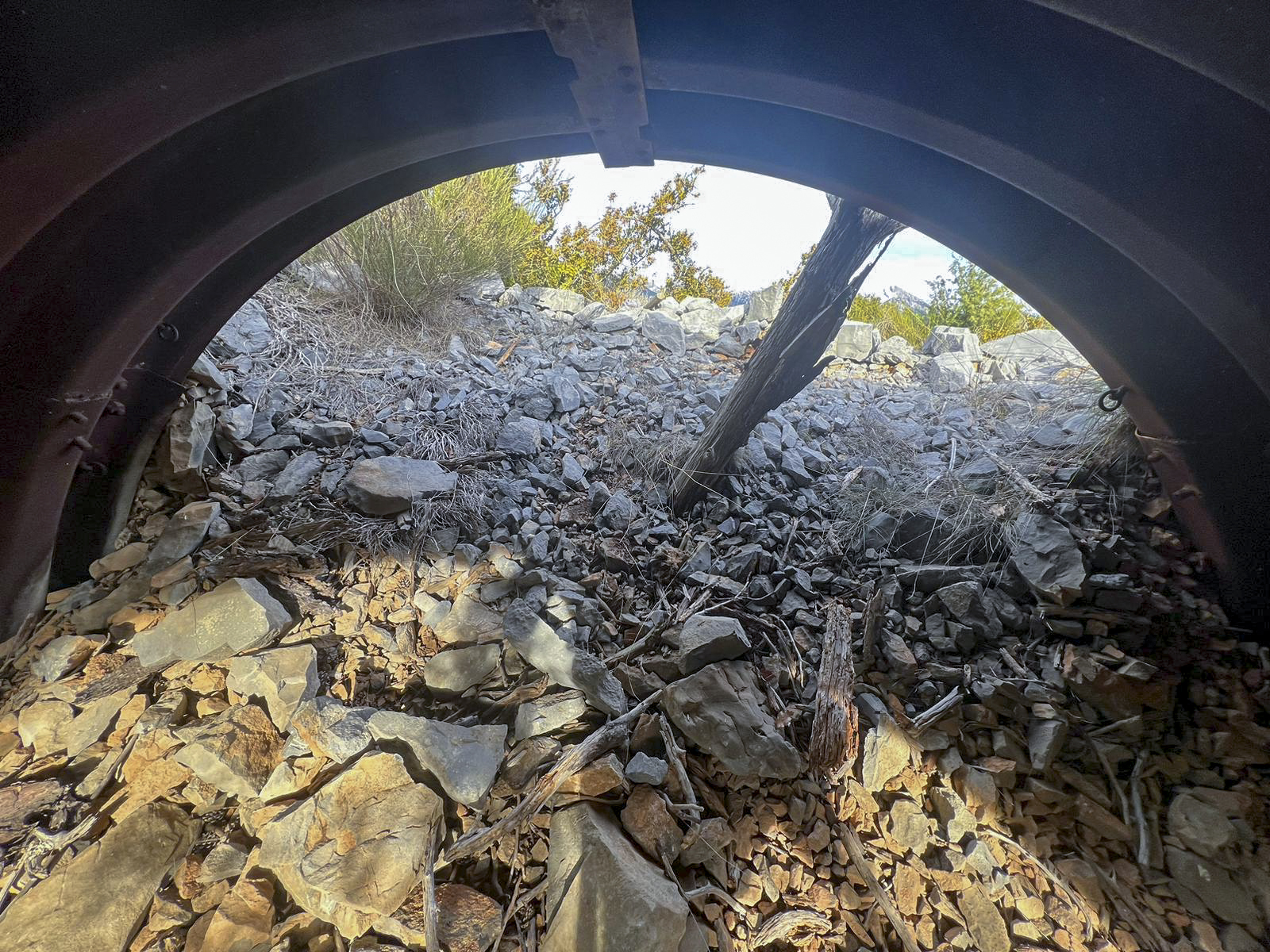 Ligne Maginot - LA PINEA - (Observatoire d'artillerie) - L'abri des observateurs - ELLENA Daniel - CUNY Philippe