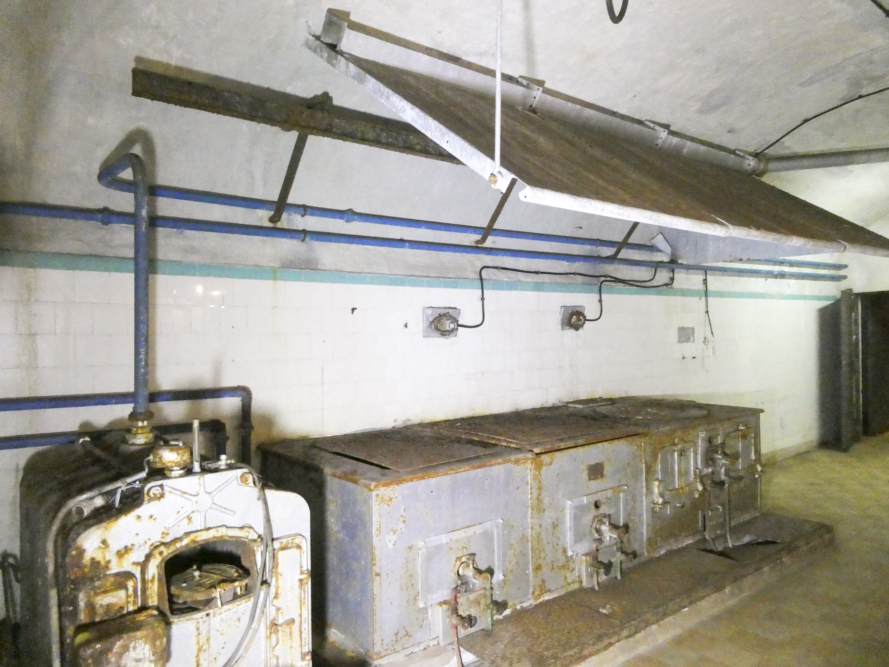 Ligne Maginot - CASTILLON (CN) - EO8 - (Ouvrage d'artillerie) - La cuisine   - ELLENA Daniel - CUNY Philippe