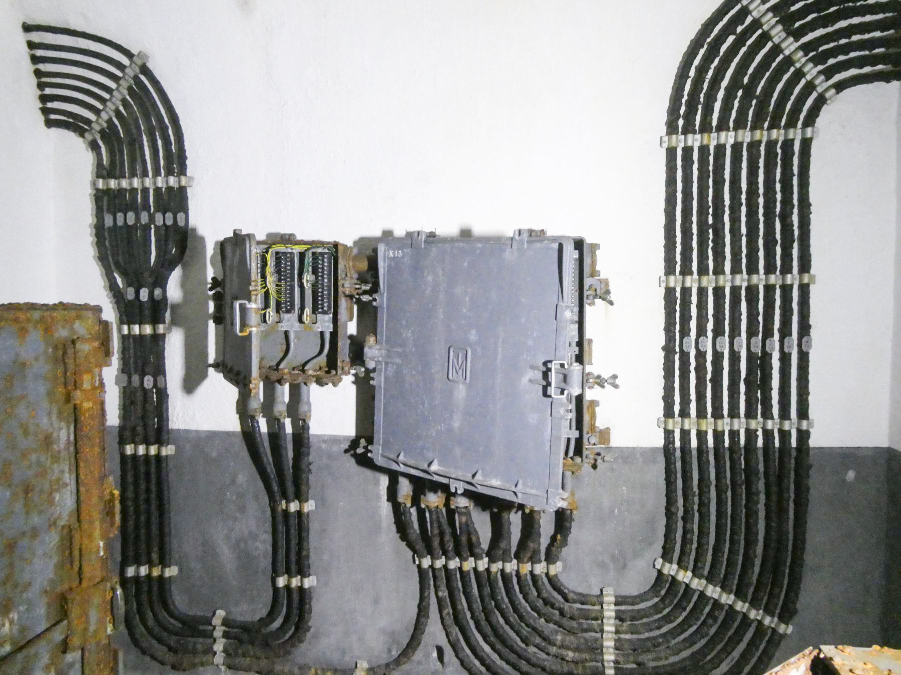 Ligne Maginot - CASTILLON (CN) - EO8 - (Ouvrage d'artillerie) -  - ELLENA Daniel - CUNY Philippe