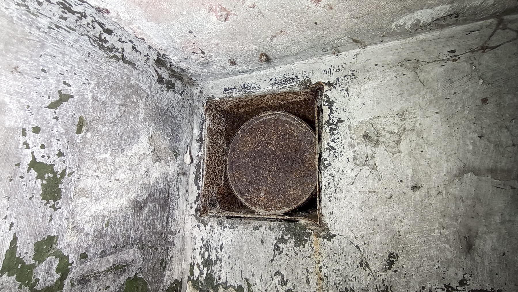 Ligne Maginot - BETTELSTOCK - (Blockhaus pour canon) - Réservation de la prise d'air 