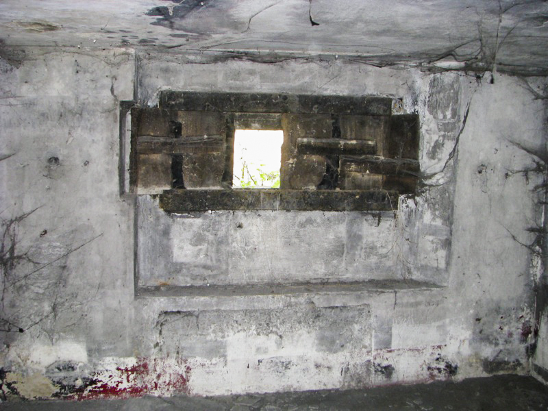 Ligne Maginot - BETTELSTOCK (Blockhaus pour canon) - Embrasure pour canon ou mitrailleuse