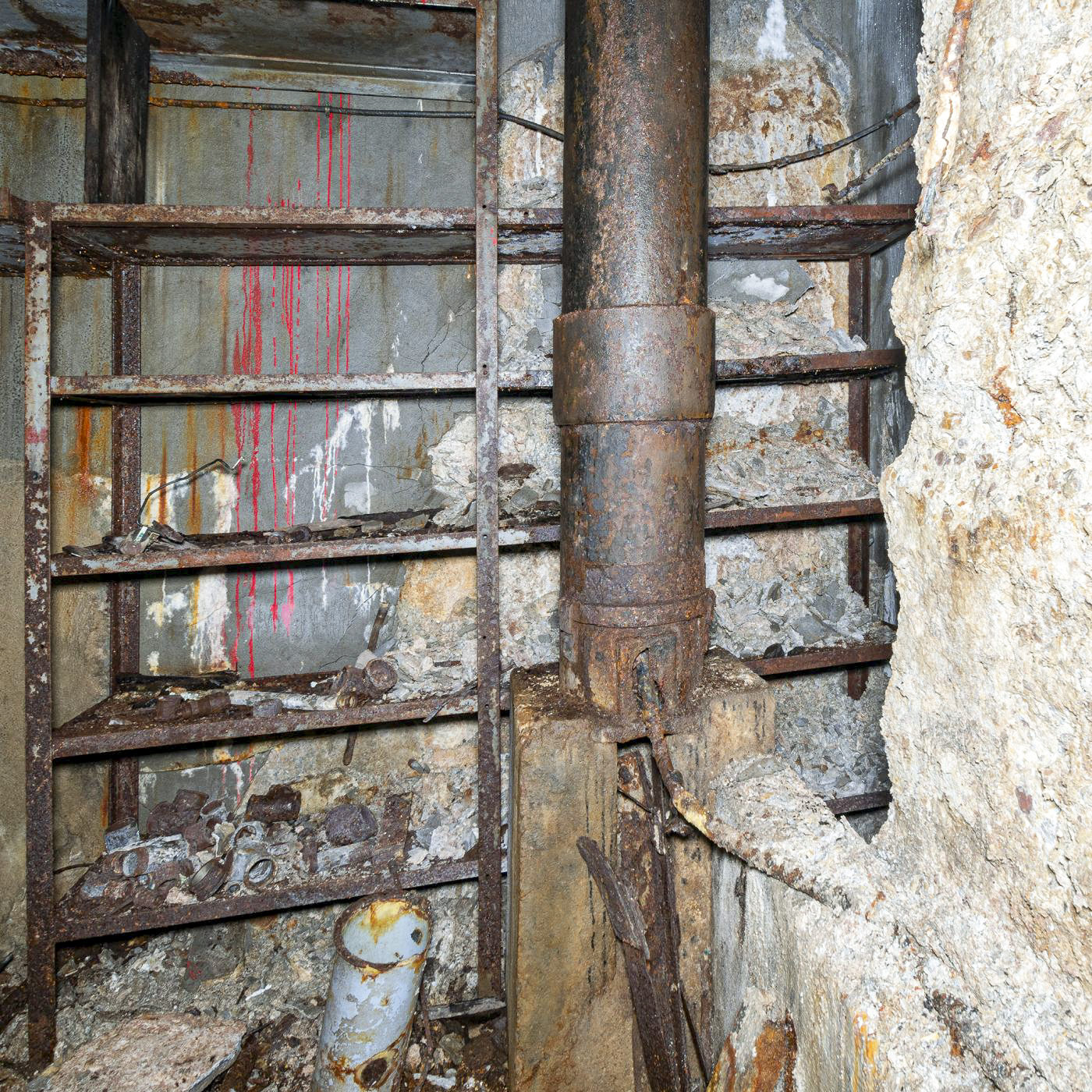 Ligne Maginot - BOVENBERG - A27 - (Ouvrage d'infanterie) - Ateliers et entrée des câbles - David Palmer