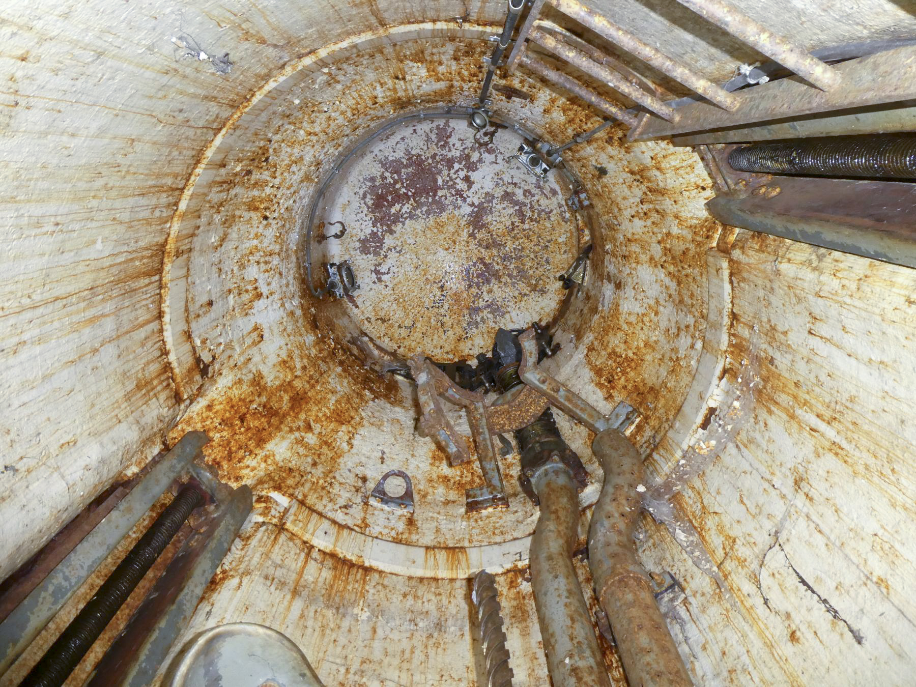 Ligne Maginot - RIMPLAS (RS) - (Ouvrage d'artillerie) - Bloc 3
La cloche JM - ELLENA Daniel - CUNY Philippe