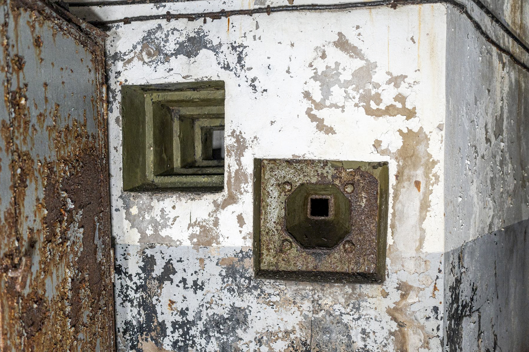 Ligne Maginot - SCHIESSECK - (Ouvrage d'artillerie) - Entrée munitions
Blockhaus intérieur - David Palmer